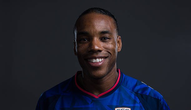 	Garry Rodrigues 	